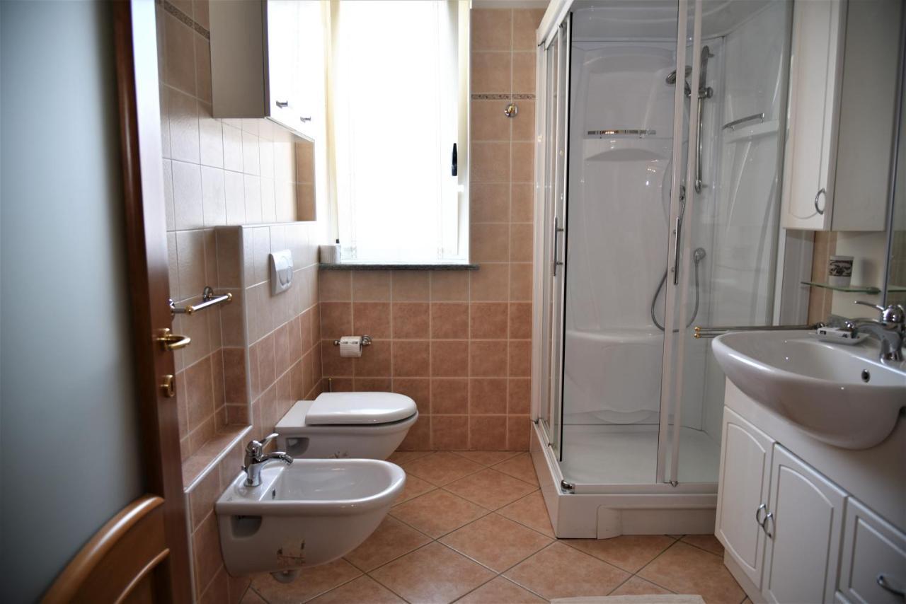 A Casa Di Anna Apartment La Morra Luaran gambar
